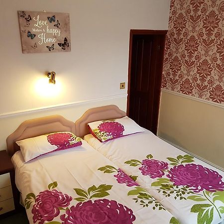 Chatley Court Guest House บริดลิงตัน ภายนอก รูปภาพ
