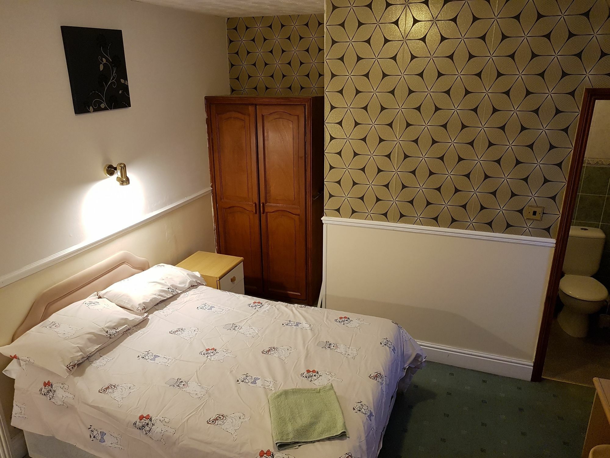 Chatley Court Guest House บริดลิงตัน ภายนอก รูปภาพ