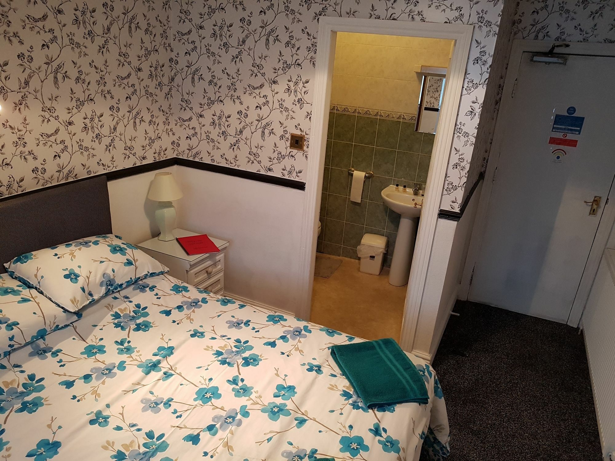 Chatley Court Guest House บริดลิงตัน ภายนอก รูปภาพ